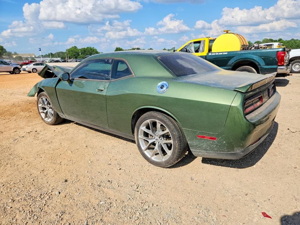2022 DODGE CHALLENGER SXT 2