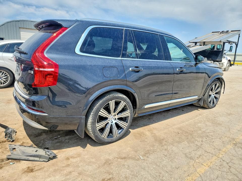 2022 VOLVO XC90 T6 INSCRIPTION 3