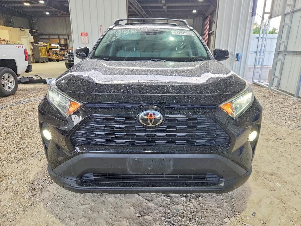 2019 TOYOTA RAV4 XLE PREMIUM 5