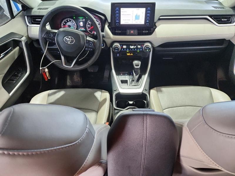 2019 TOYOTA RAV4 XLE PREMIUM 8