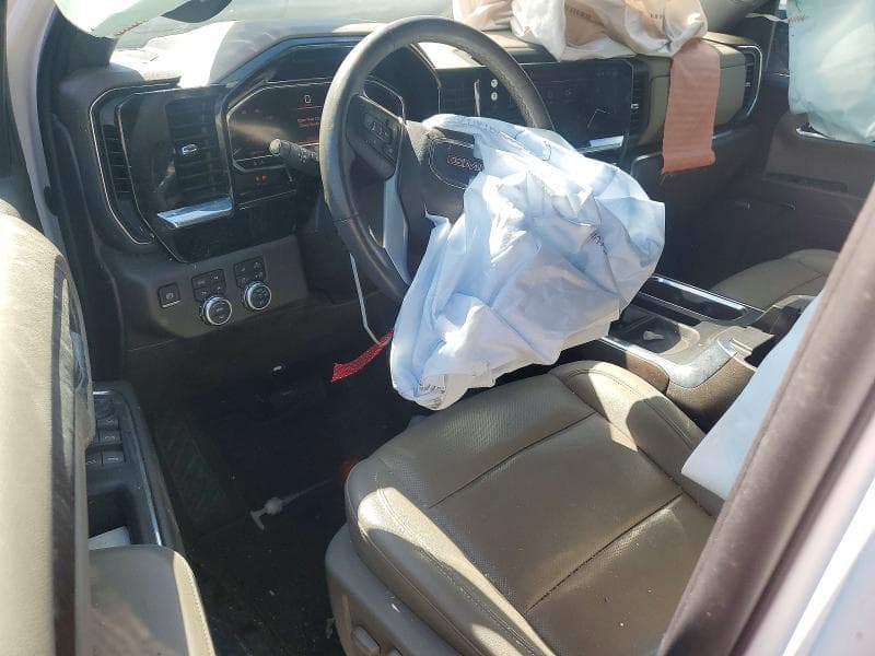 2022 GMC SIERRA K1500 SLT 8