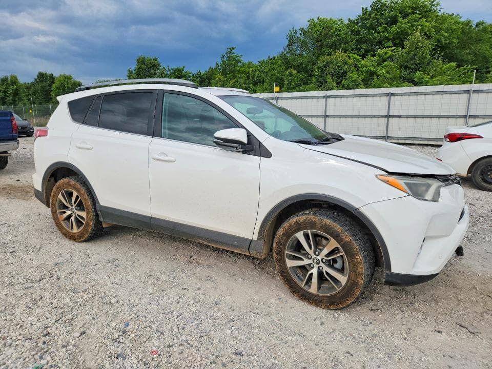 2017 TOYOTA RAV4 XLE XLE 4