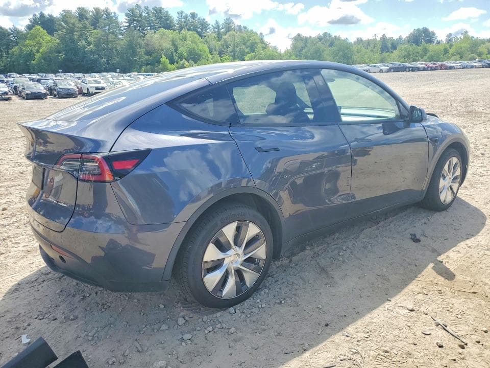 2023 TESLA MODEL Y 3