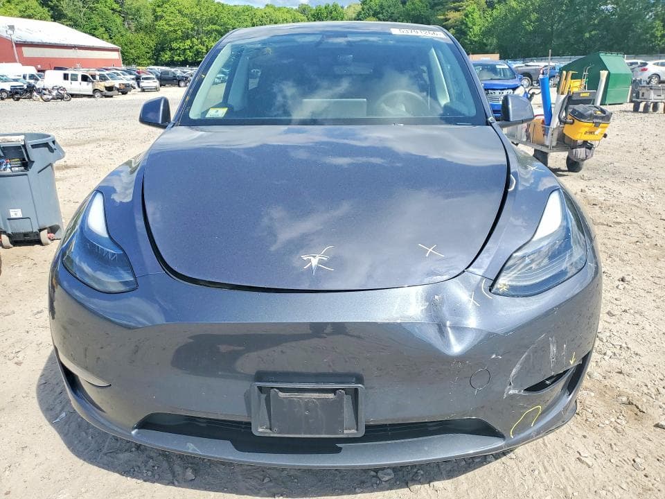 2023 TESLA MODEL Y 5