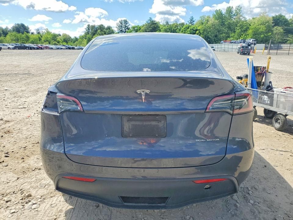 2023 TESLA MODEL Y 6