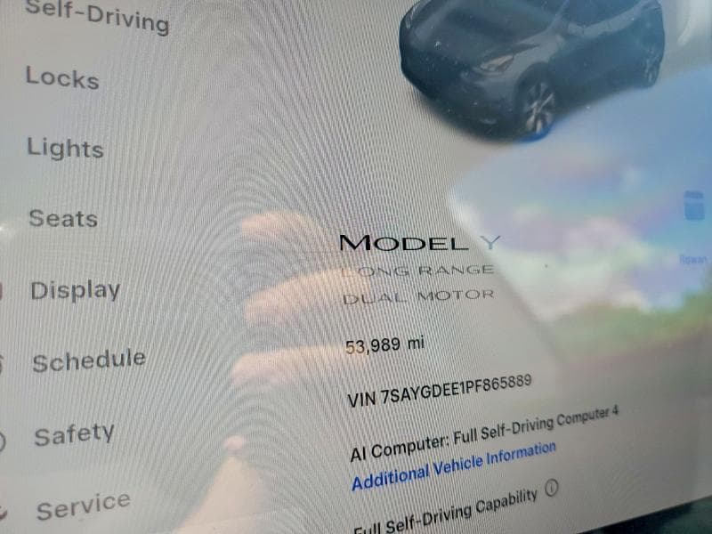 2023 TESLA MODEL Y 9