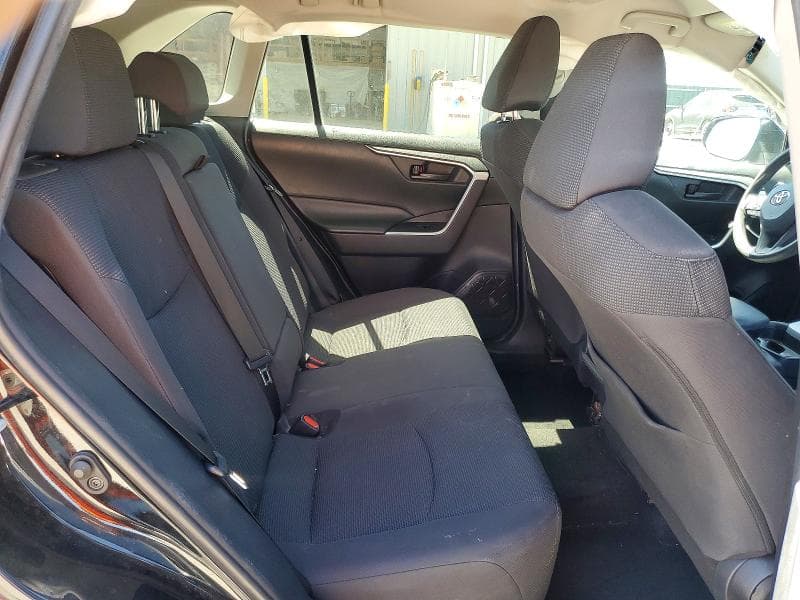2019 TOYOTA RAV4 LE LE 11