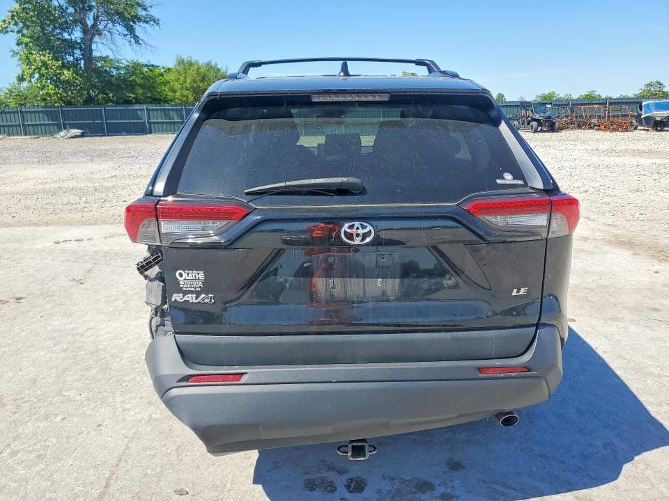 2019 TOYOTA RAV4 LE LE 6