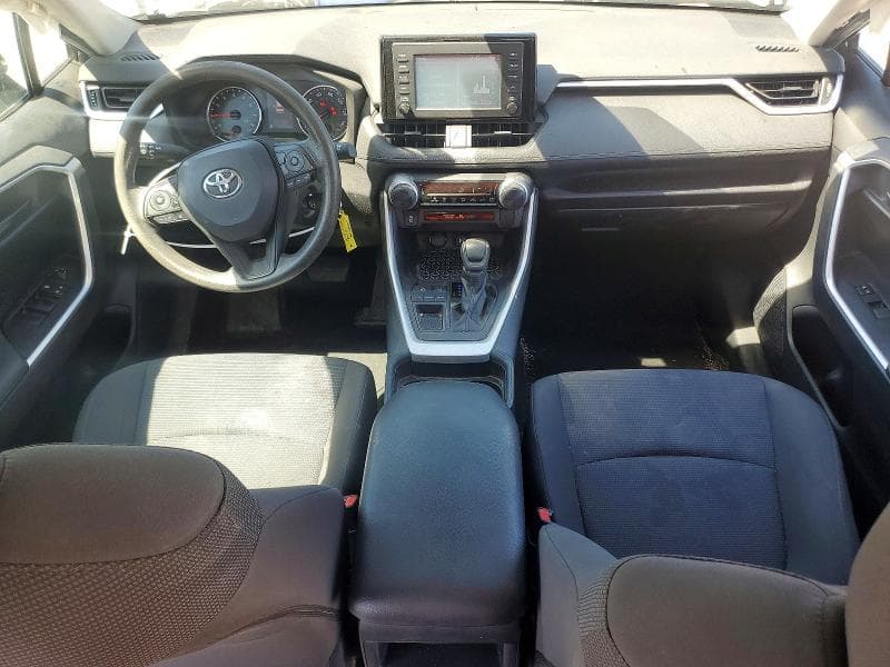 2019 TOYOTA RAV4 LE LE 8