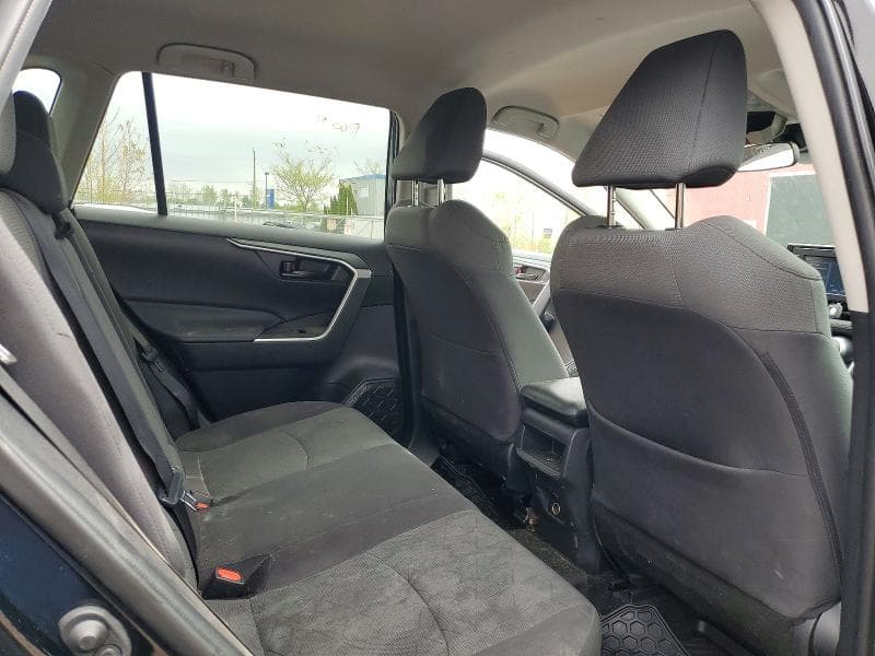 2021 TOYOTA RAV4 LE 11
