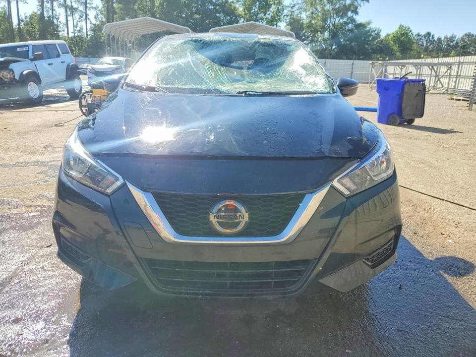 2021 NISSAN VERSA SV 5