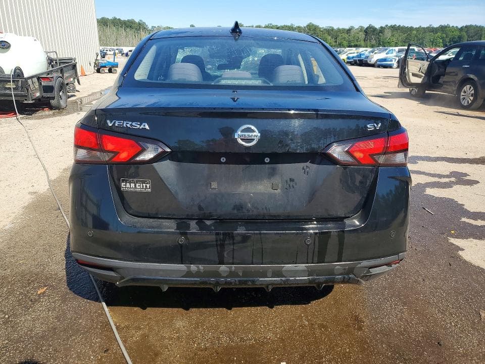 2021 NISSAN VERSA SV 6