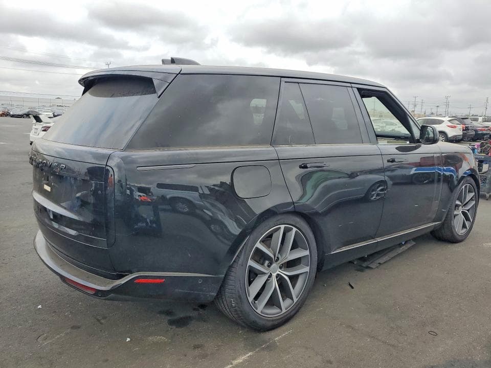 2025 LAND ROVER RANGE ROVER SE 3