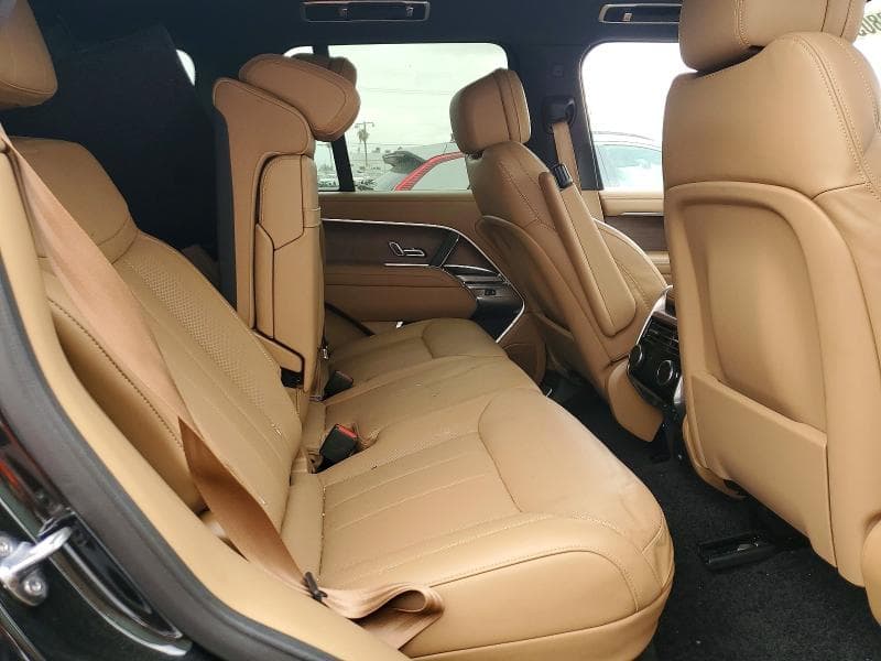 2025 LAND ROVER RANGE ROVER SE 10