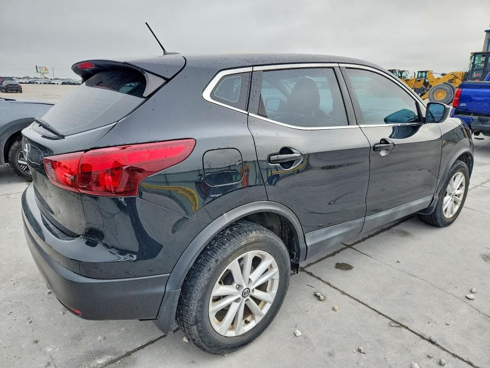 2019 NISSAN ROGUE SPORT S 3