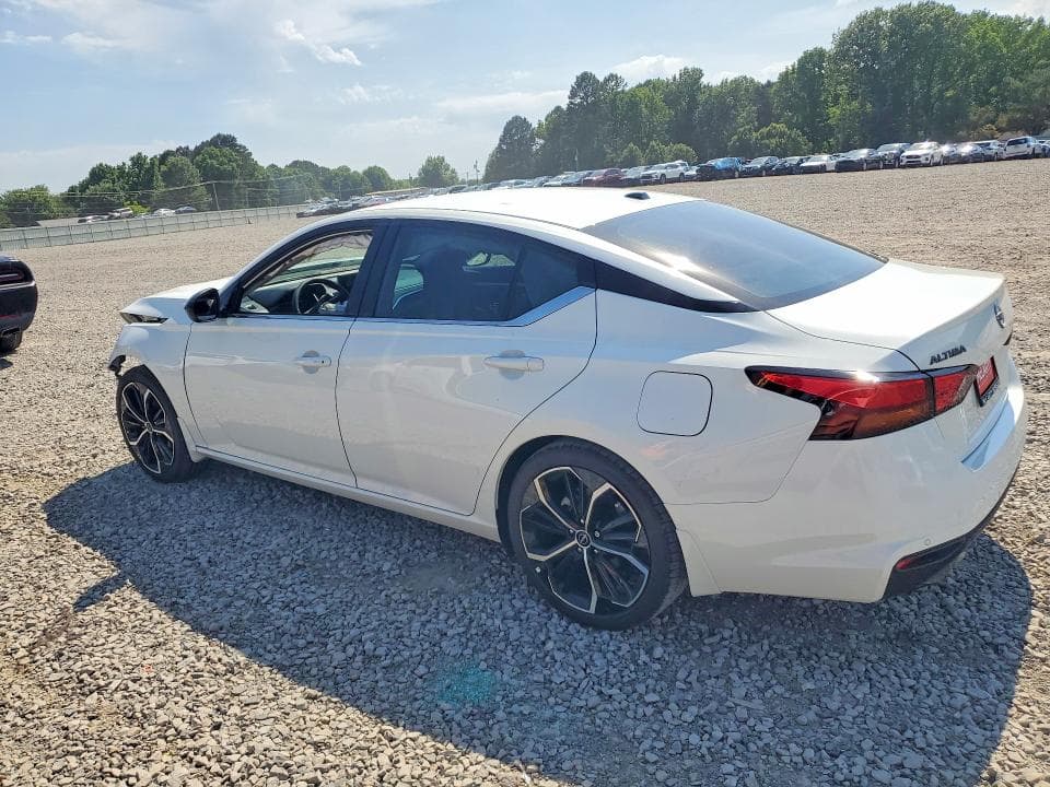 2026 NISSAN ALTIMA SR 2