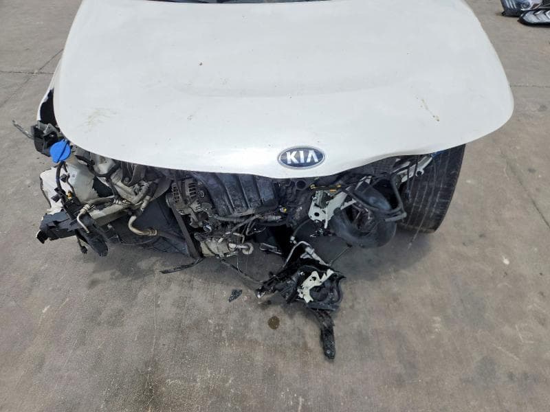 2020 KIA SOUL LX 12