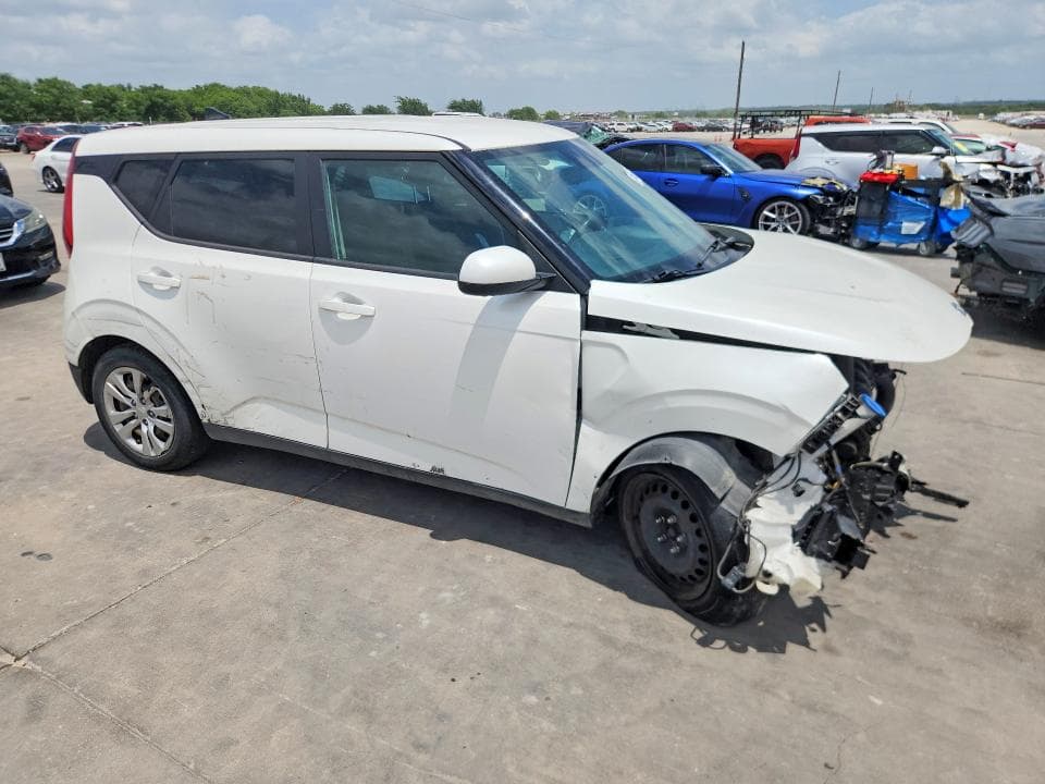 2020 KIA SOUL LX 4