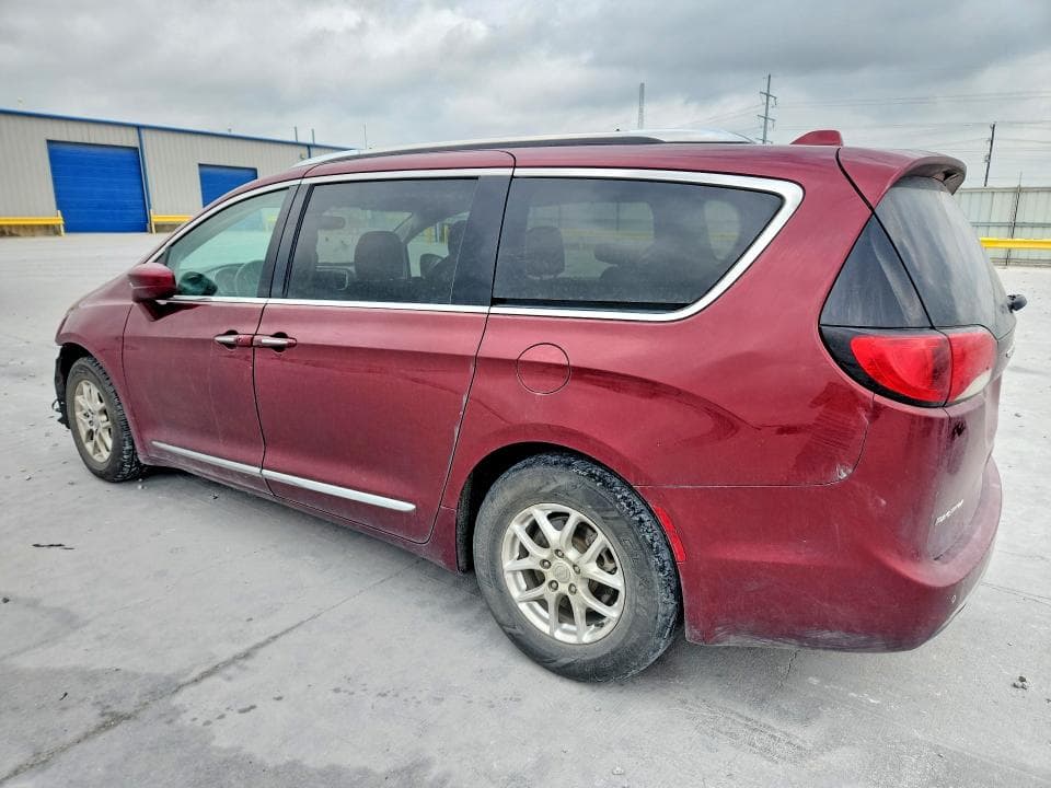 2020 CHRYSLER PACIFICA TOURING L 2