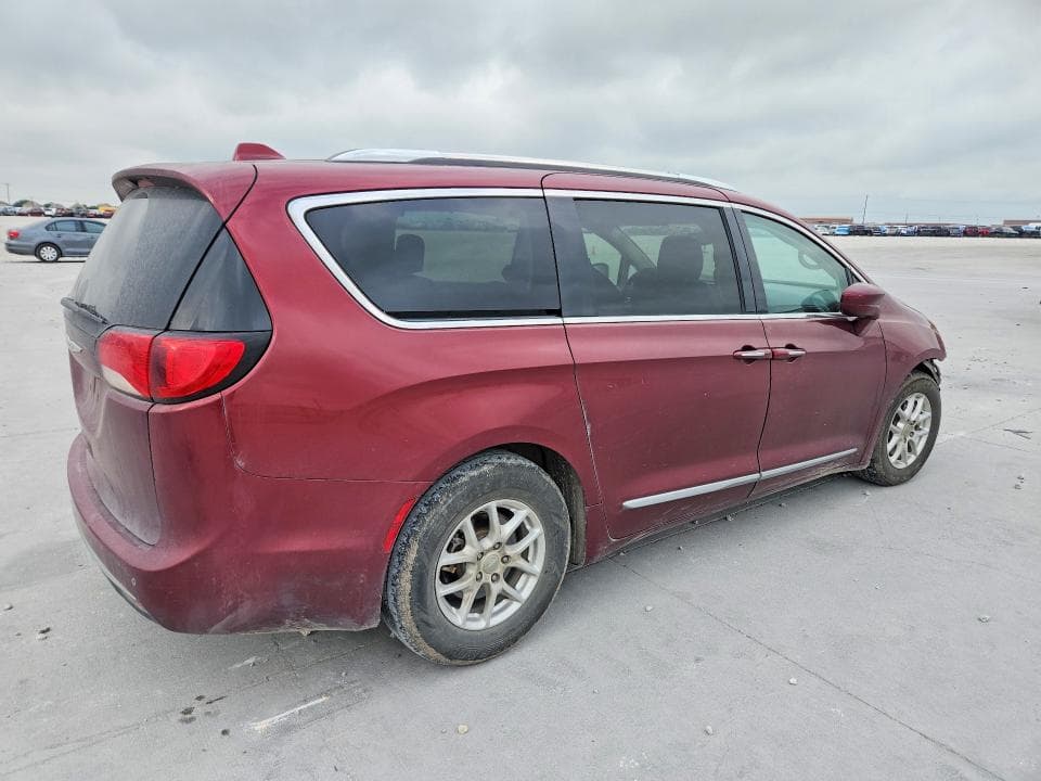 2020 CHRYSLER PACIFICA TOURING L 3