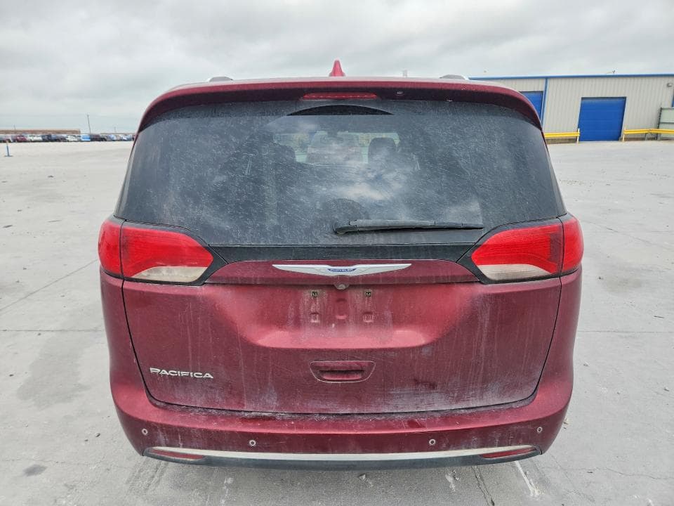 2020 CHRYSLER PACIFICA TOURING L 6