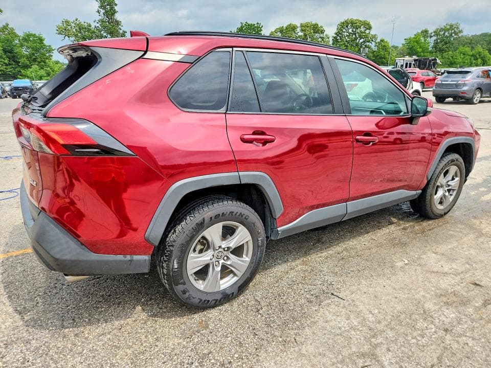2022 TOYOTA RAV4 XLE XLE 3