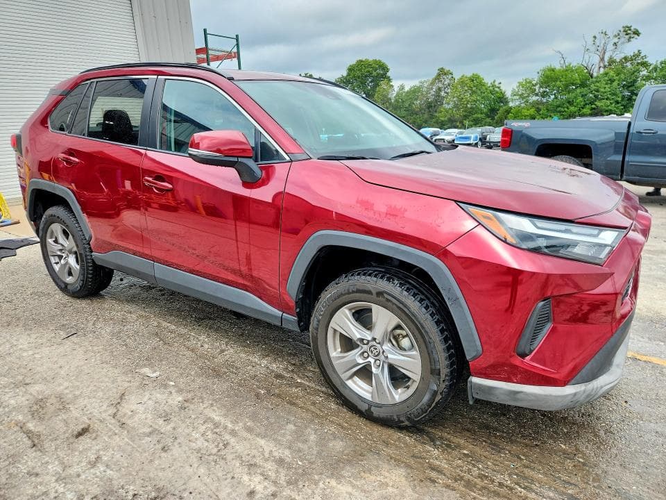 2022 TOYOTA RAV4 XLE XLE 4