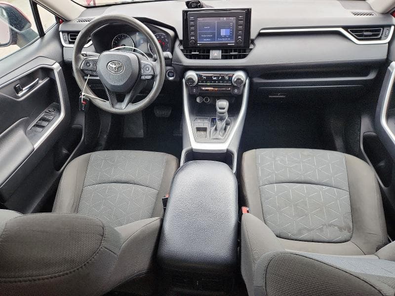 2022 TOYOTA RAV4 XLE XLE 8