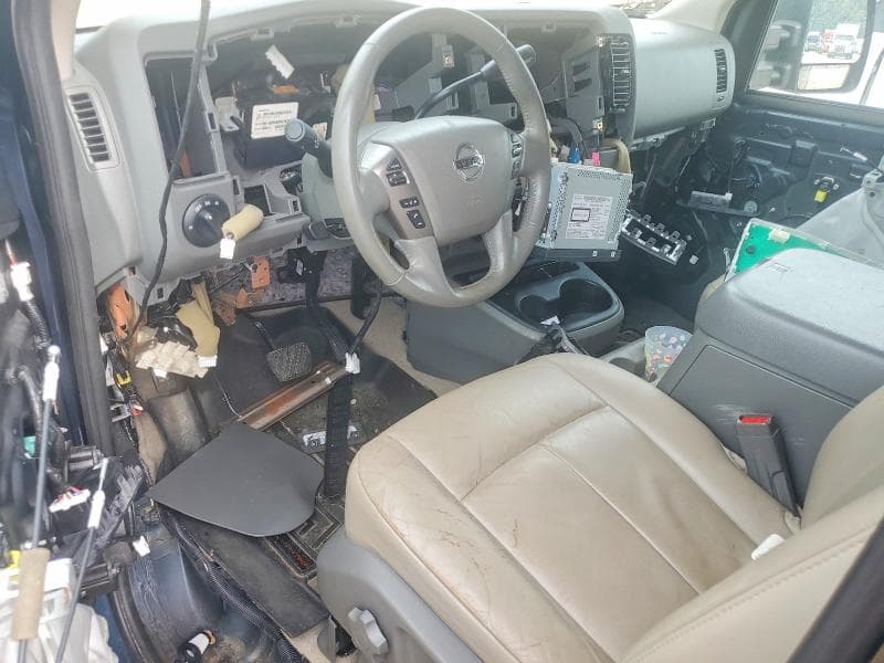 2019 NISSAN NV 3500 HD SL 8