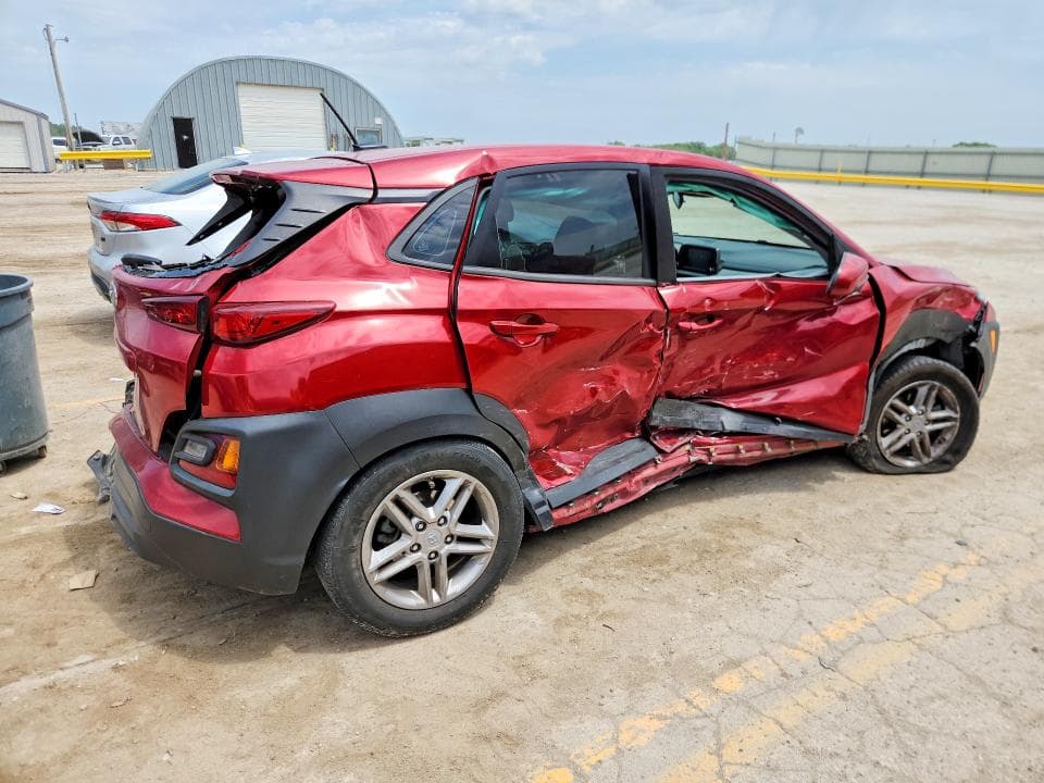 2021 HYUNDAI KONA SE 3