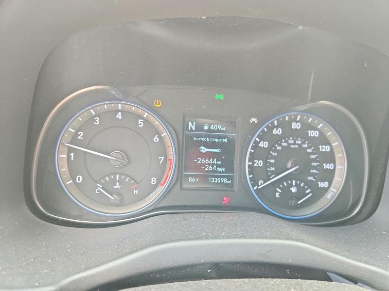 2021 HYUNDAI KONA SE 9