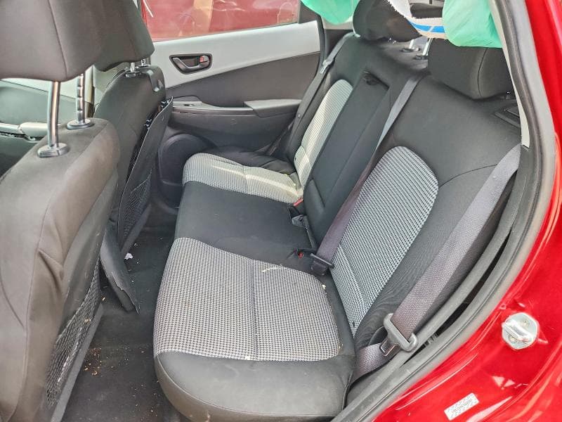 2021 HYUNDAI KONA SE 10