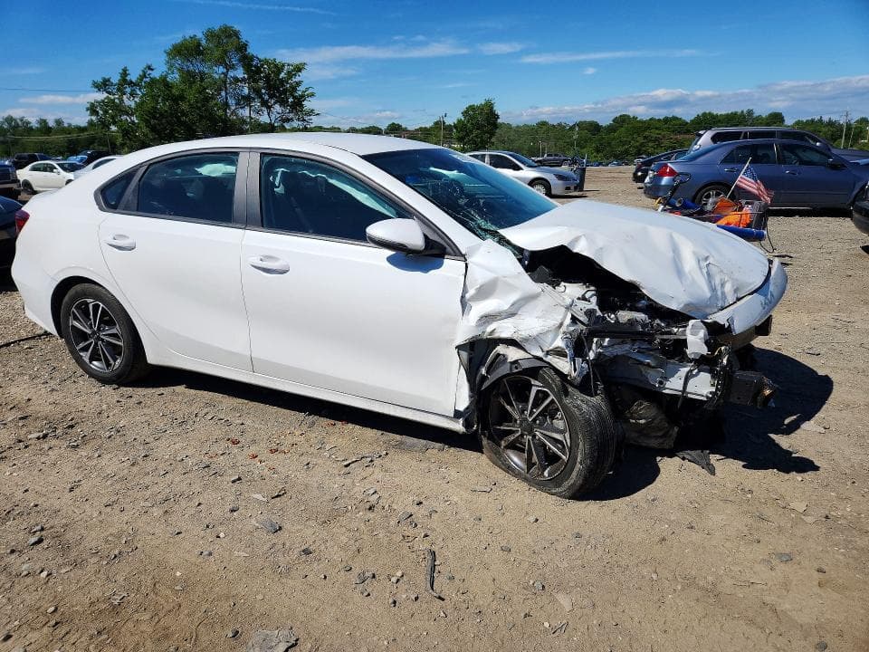 2022 KIA FORTE LXS 4