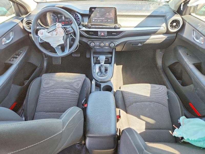 2022 KIA FORTE LXS 8