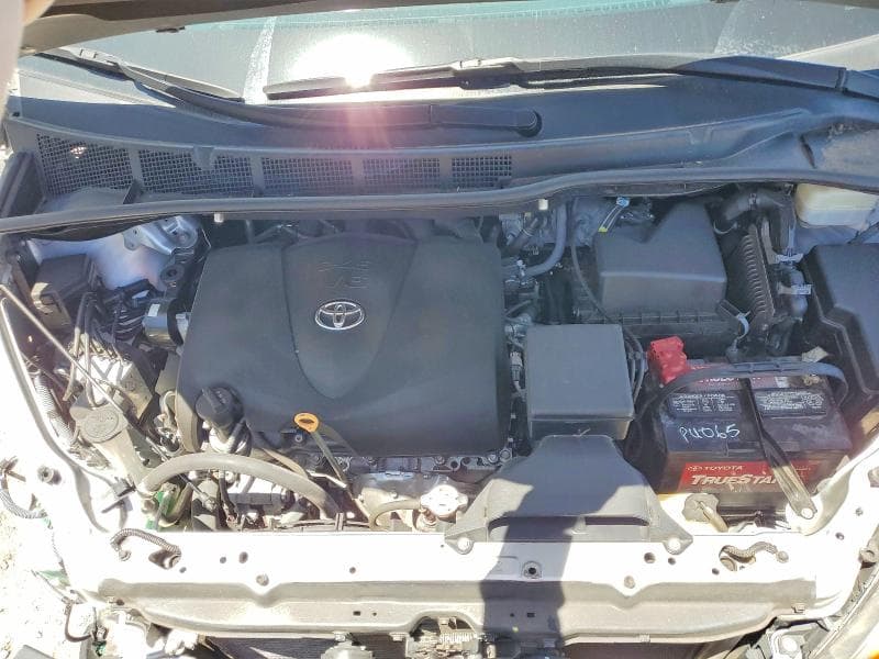 2020 TOYOTA SIENNA XLE 8-PASSENGER XLE 8-PASSENGER 12