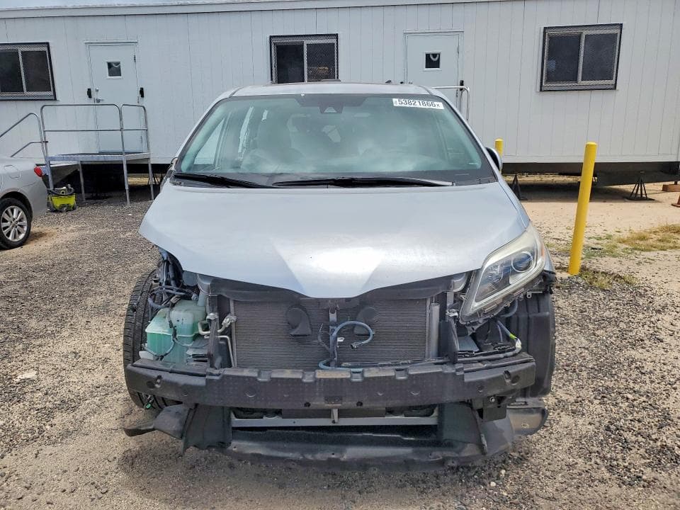 2020 TOYOTA SIENNA XLE 8-PASSENGER XLE 8-PASSENGER 5
