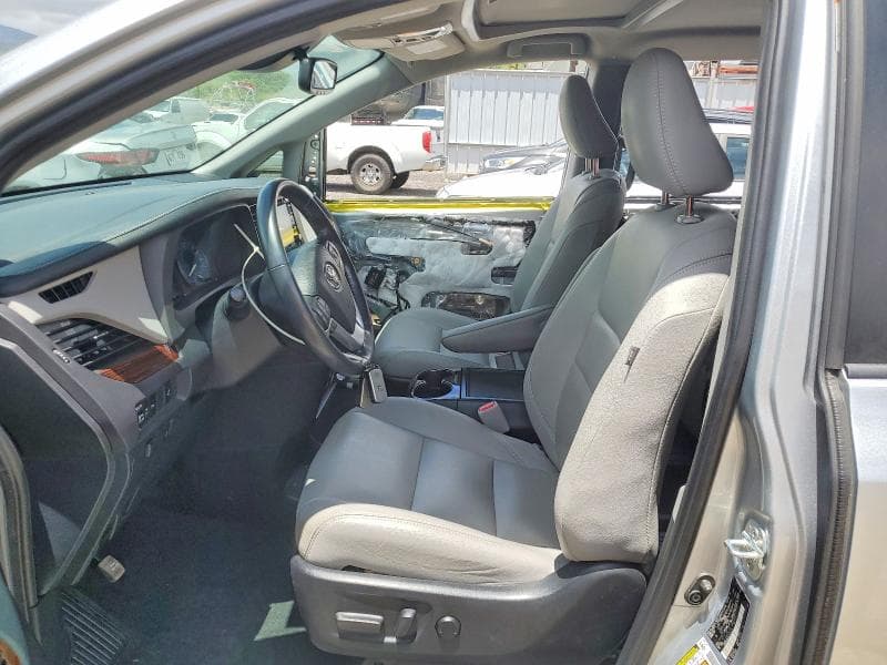 2020 TOYOTA SIENNA XLE 8-PASSENGER XLE 8-PASSENGER 7