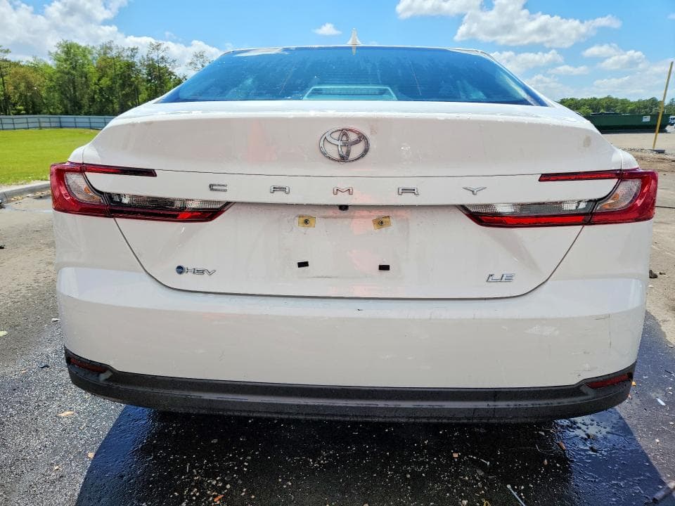 2026 TOYOTA CAMRY LE 6
