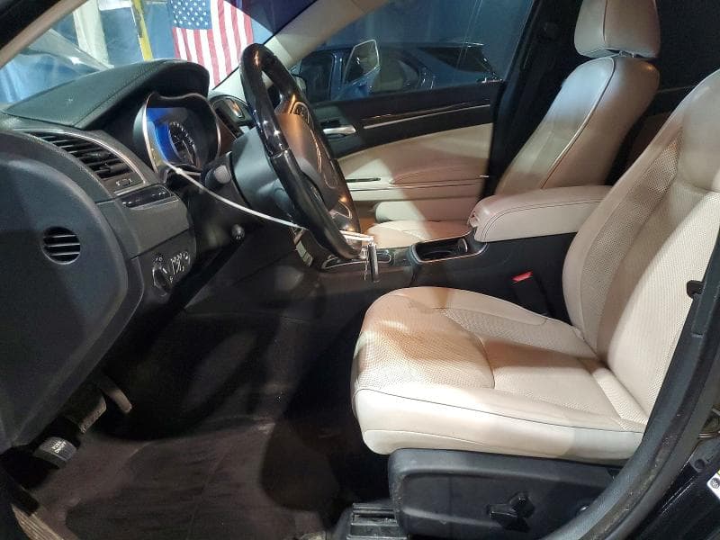 2018 CHRYSLER 300 LIMITED 7