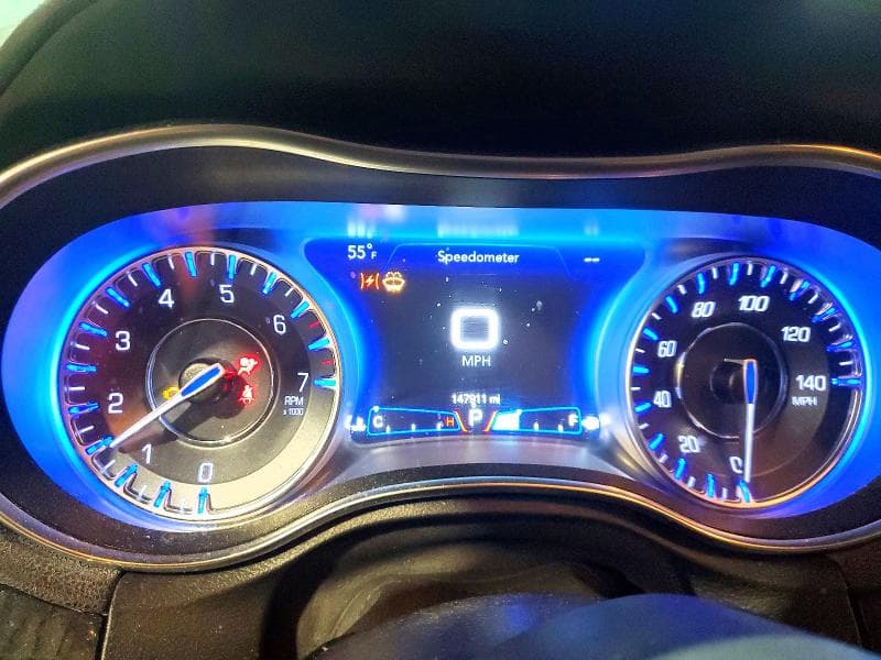 2018 CHRYSLER 300 LIMITED 9