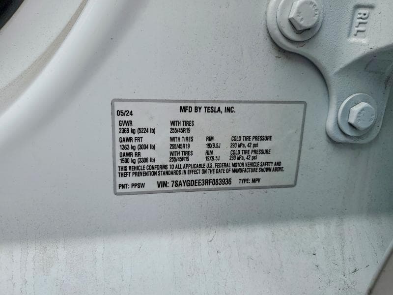2024 TESLA MODEL Y 12