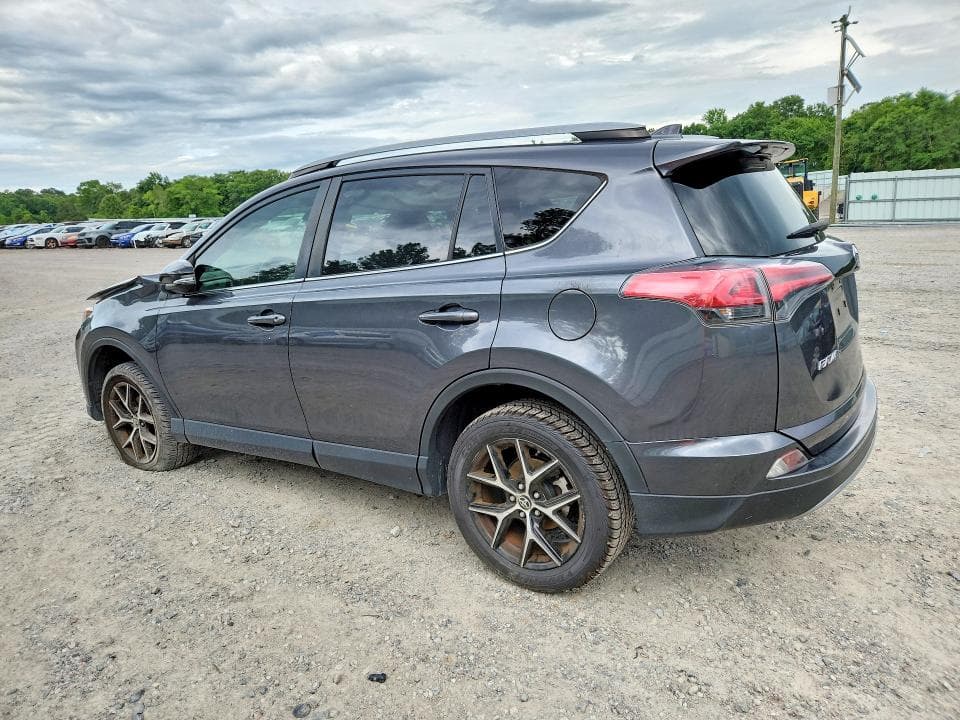 2018 TOYOTA RAV4 SE SE 2