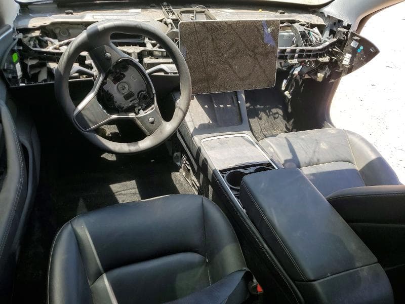 2024 TESLA MODEL 3 8