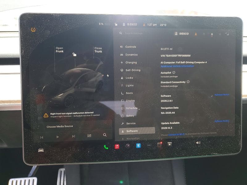 2024 TESLA MODEL Y 9