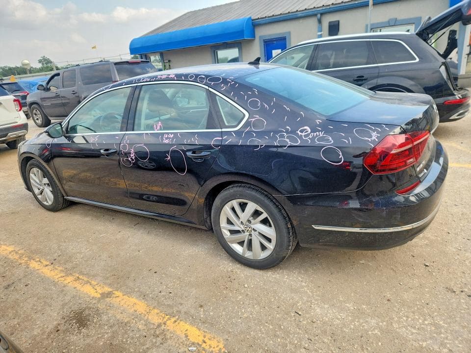 2018 VOLKSWAGEN PASSAT SE SE 2