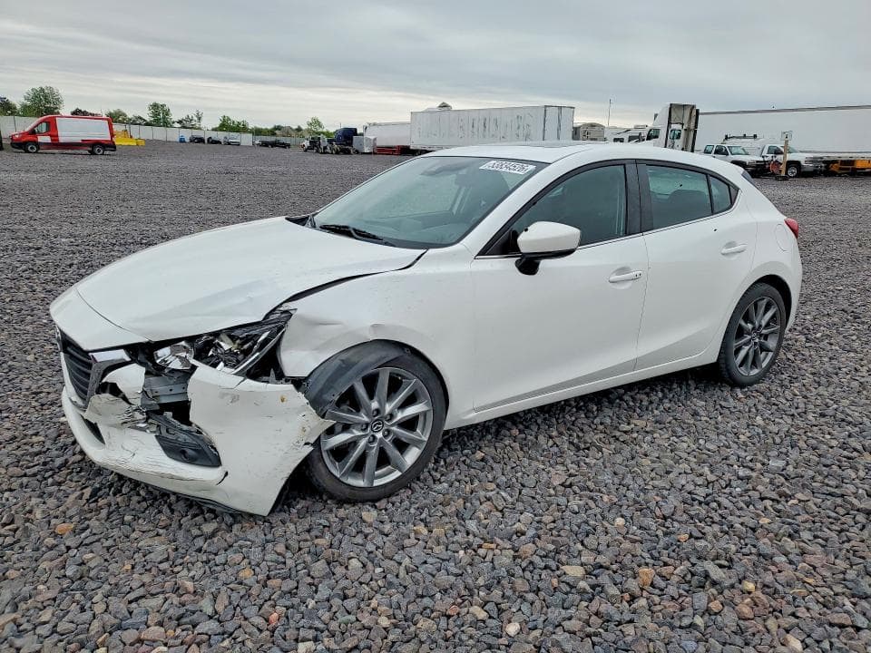 2018 MAZDA 3 TOURING - 1