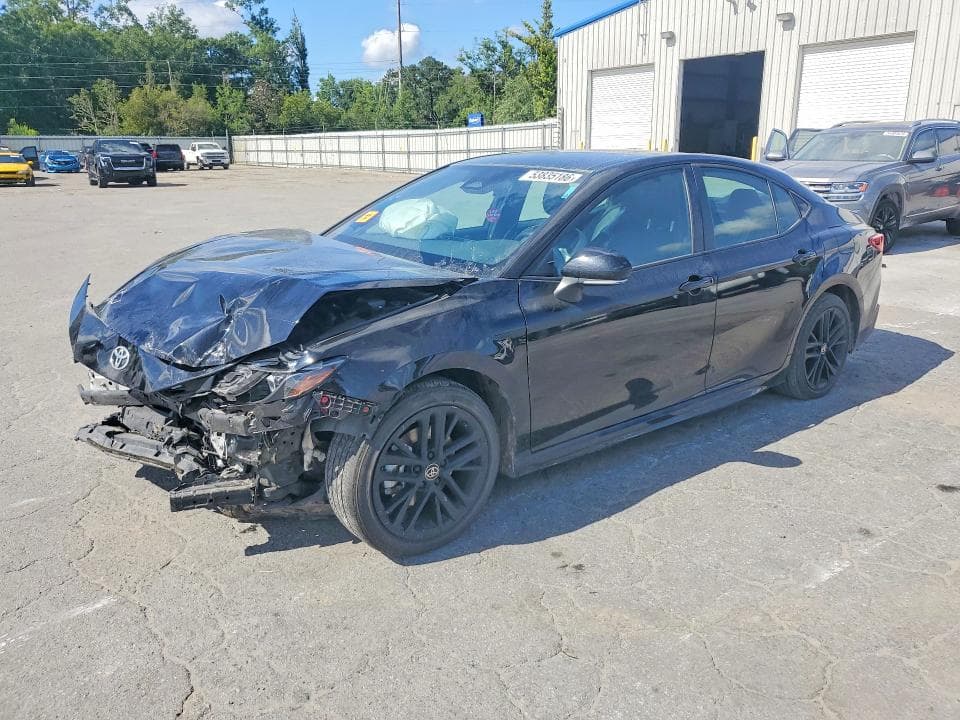 2025 TOYOTA CAMRY SE - 1