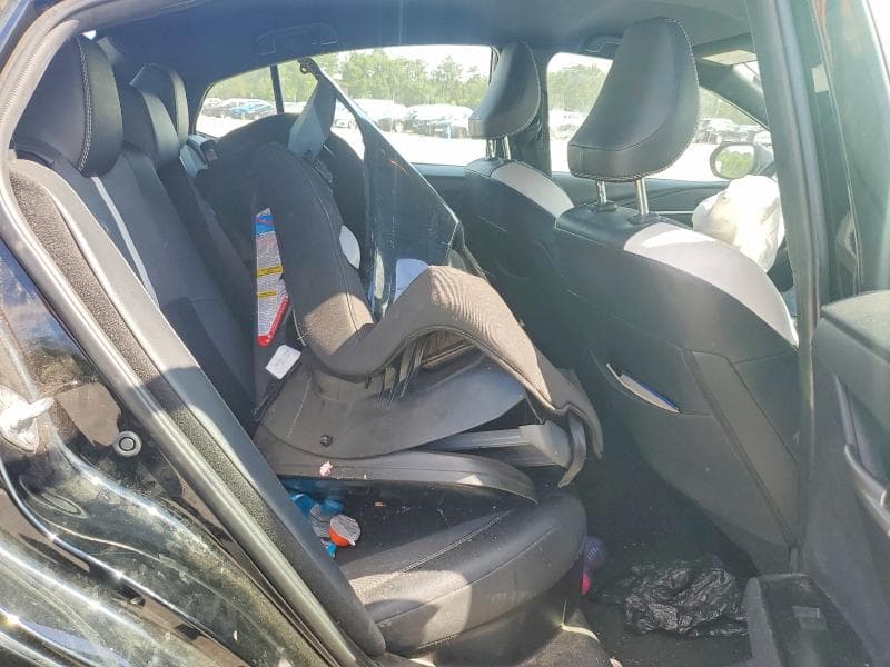 2025 TOYOTA CAMRY SE 10