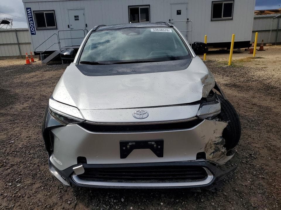 2023 TOYOTA BZ4X XLE XLE 5