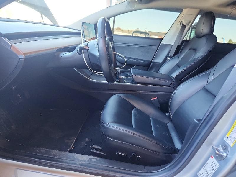 2018 TESLA MODEL 3 7